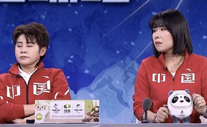 卡恩和他的律师警告称，如果再有这类行为，他们便将采取法律行动。